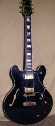 Gibson ES-347 Ebony 1980.jpg